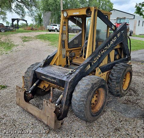 NEW HOLLAND L781 Skid Steers For Sale 